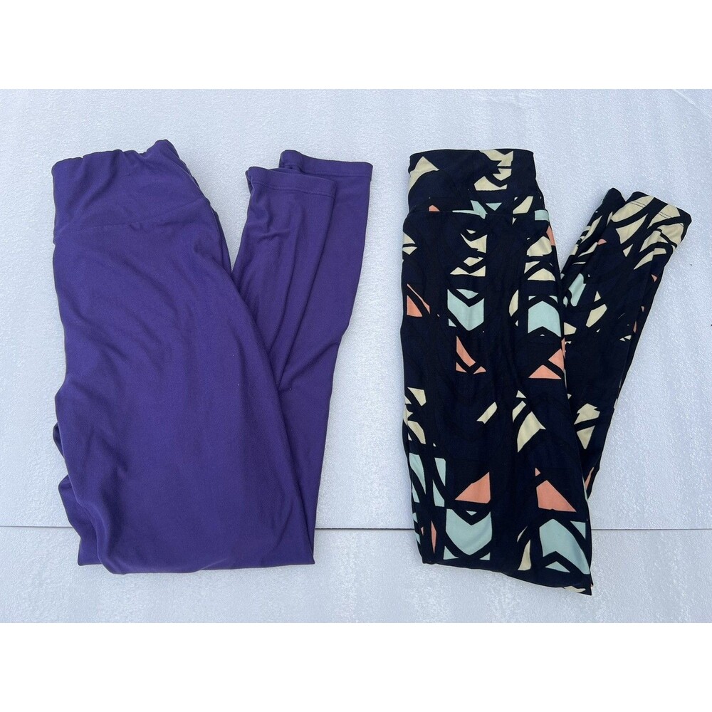 LuLaRoe Leggings Lot of 2 One Size (Small) Multicolor purple Comfort Lightweight